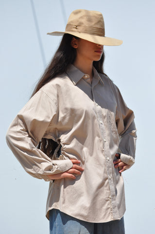 SIDE CUT-OUT BUTTON DOWN SHIRT