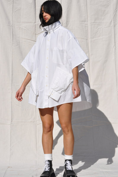 WHITE SLEEVE-POCKET BUTTON DOWN